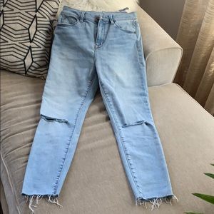 Light wash BDG jeans cropped high rise